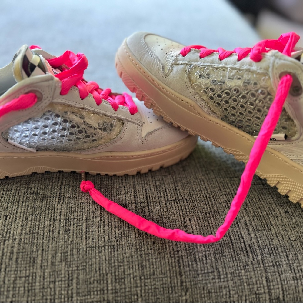 P448 Pink and Tan Sneakers with Bold Design